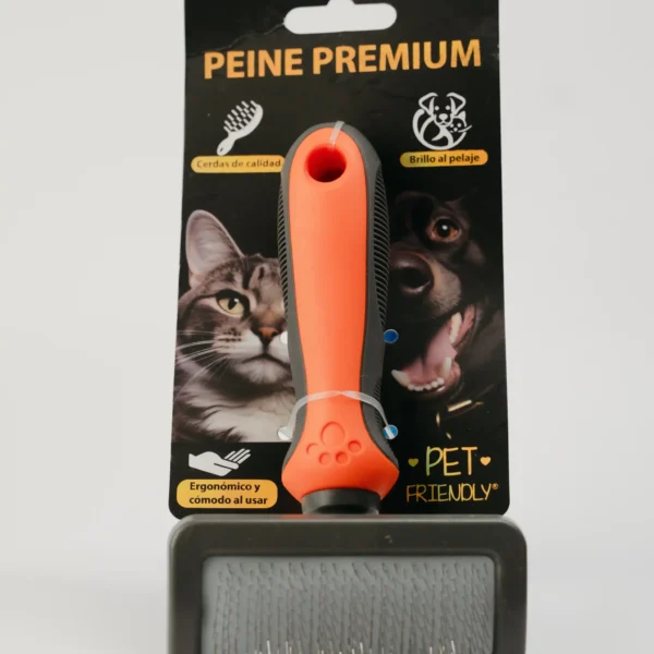 Peine con cerdas metálicas